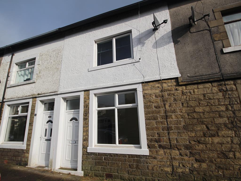 2 bedroom mid terrace house To Let in Barnoldswick - IMG_5380.jpg
